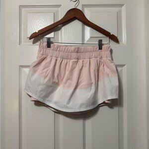 Lululemon run breeze by skirt size 8 euc